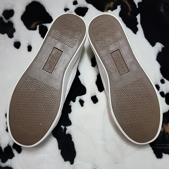 Sperry Women's White Canvas Sneakers - Picture 4 of 6